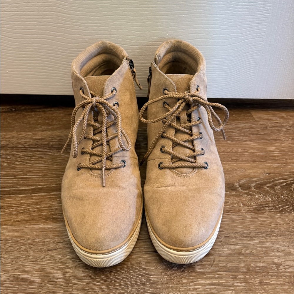 Dr. Scholls Into the Groove Sneaker in Toasted Taupe Microfiber, Women’s Size 10 - Picture 2 of 4